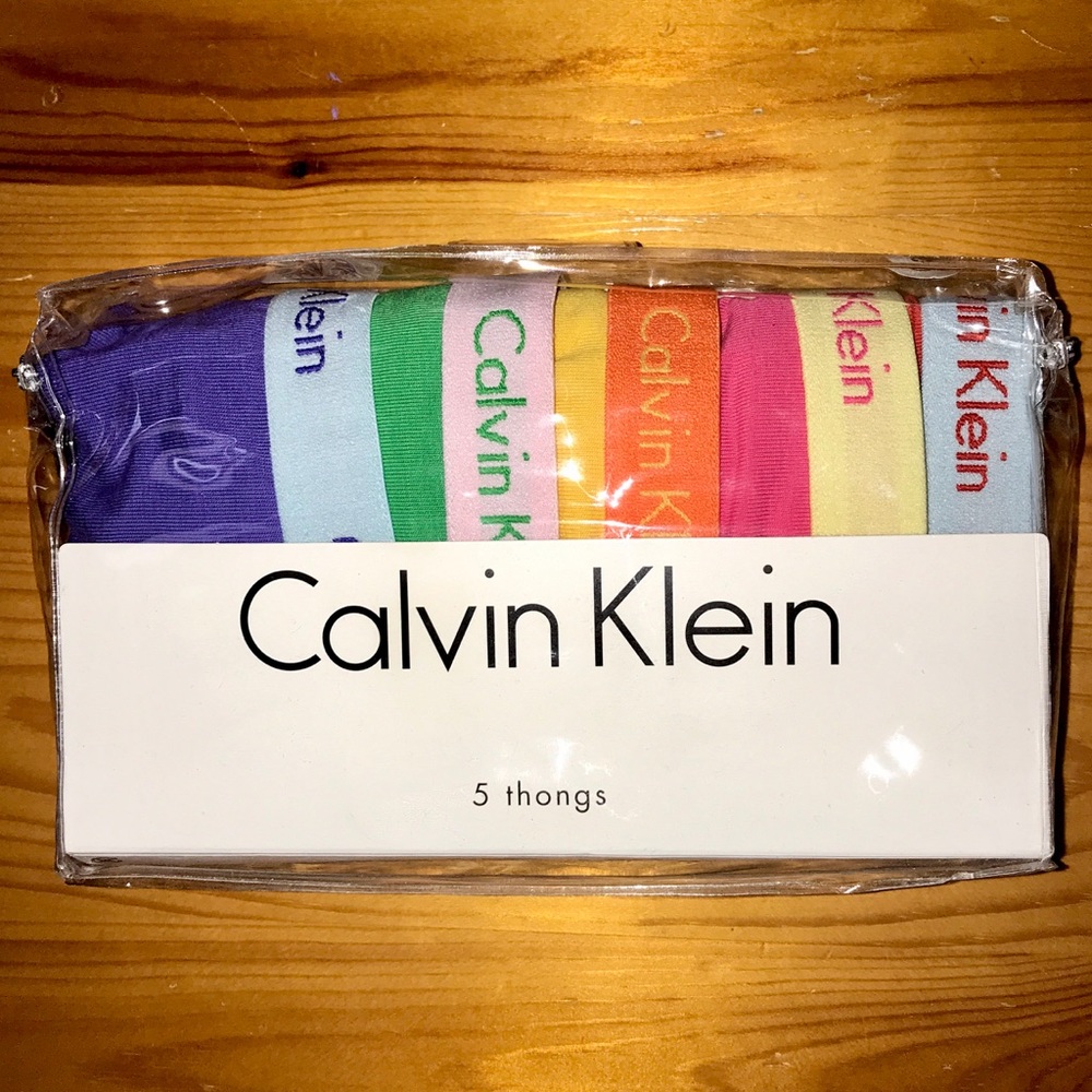 COPY - NWT-Calvin Klein Carousel 5-Pk Thong
